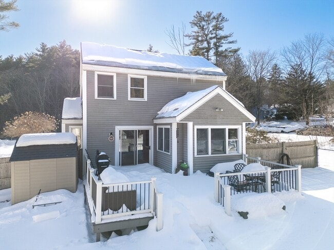 Building Photo - 268 Wood St