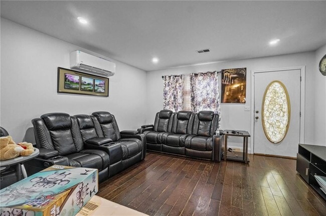 Foto del edificio - 46 Ridgeway Ave
