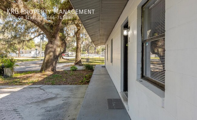 Foto del edificio - 5600 NE 32nd St