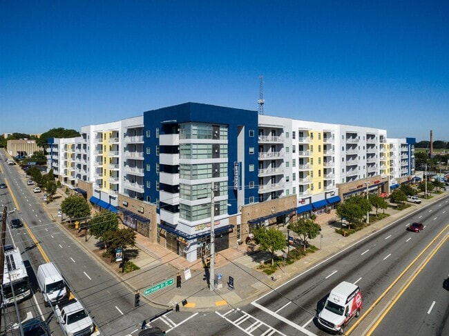 Building Photo - Bower Westside