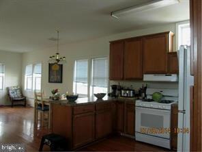 Foto del edificio - 7429 Cedar Grove Ln