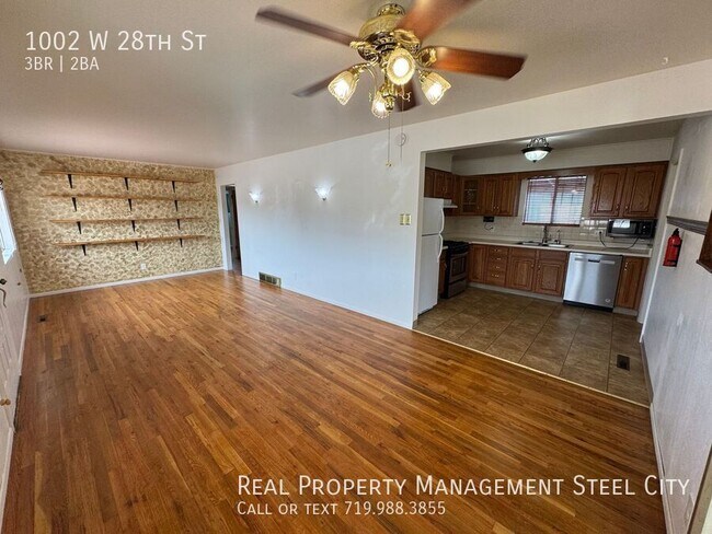 Building Photo - 1002 W 28th St