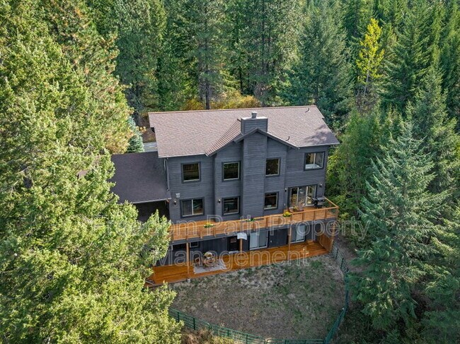 Foto del edificio - 382 Blacktail Rd