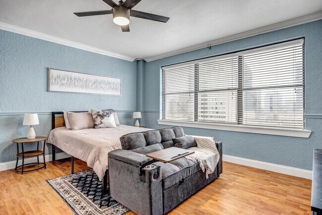 Foto del edificio - 311 W Ashley St