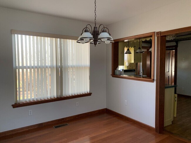 Foto del edificio - 212 Alden St