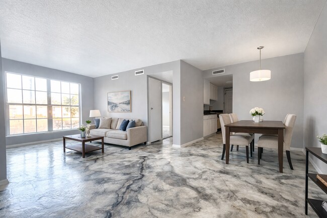 Building Photo - Bellwood Haven Apartment Community