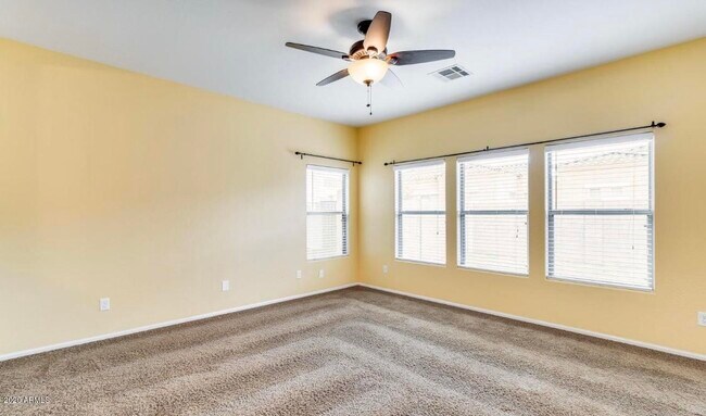 Foto del edificio - 4813 N 108th Ave