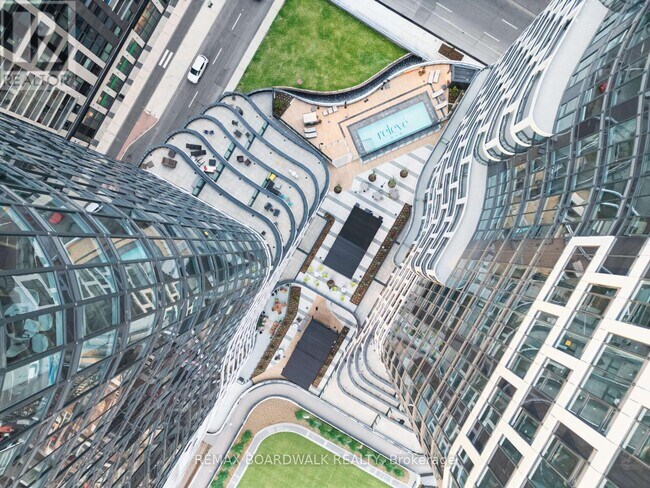 Photo du bâtiment - 400 Albert St