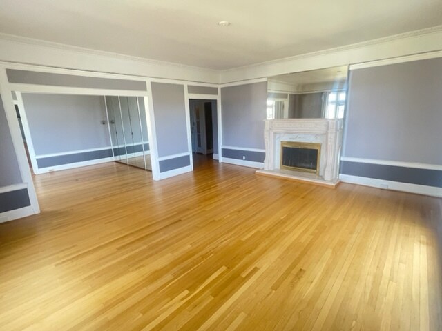 Building Photo - 200 Lakeside Dr