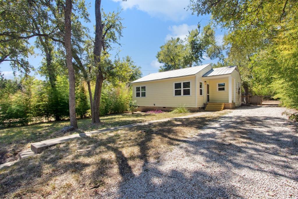 Primary Photo - 3210 Larry Ln