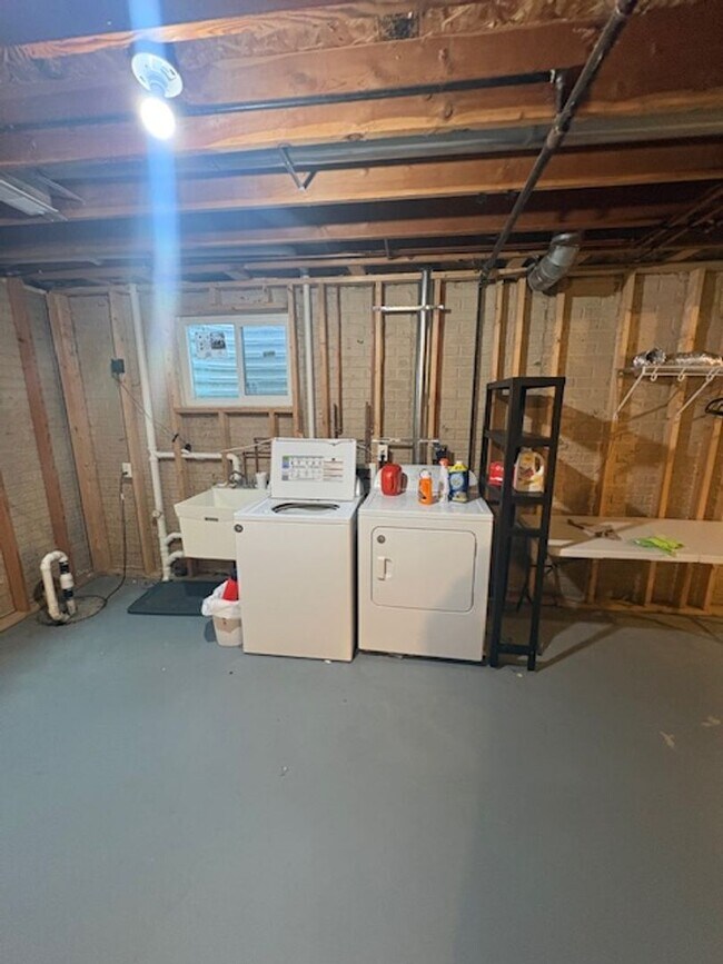 Foto del edificio - Duplex for Rent in Washington IL - 2 bedrooms/2baths