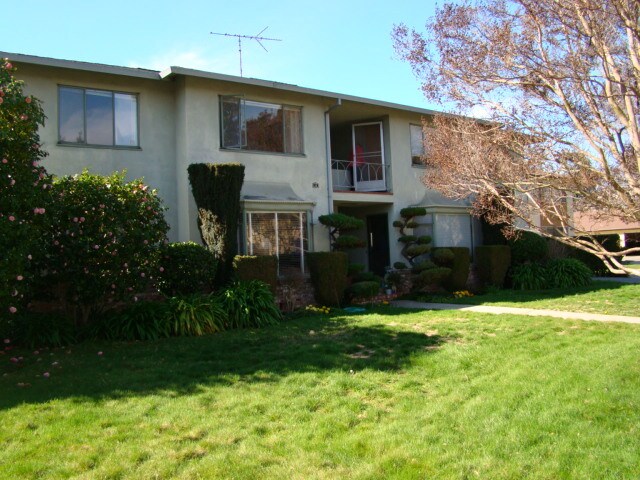 Primary Photo - 15 Kent Pl