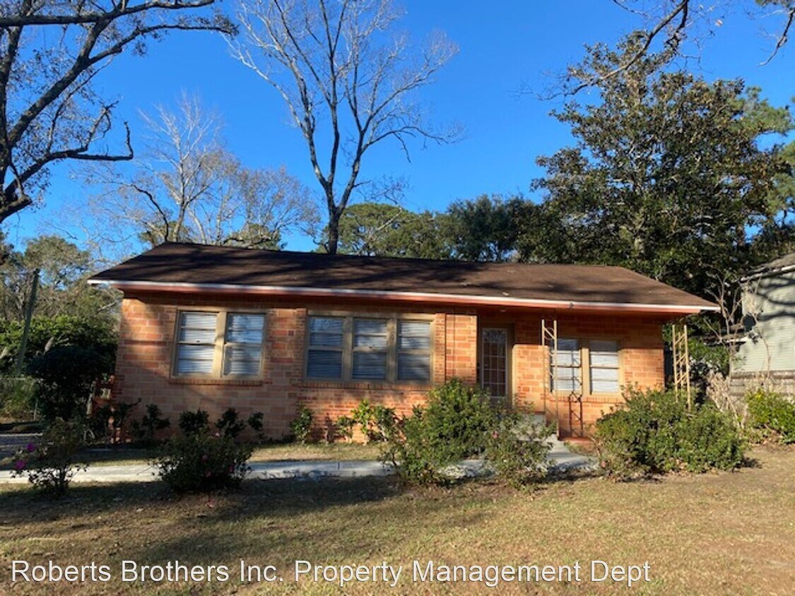 Primary Photo - 2 br, 1 bath House - 605 Belrose Ave