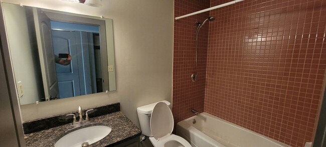 Foto del edificio - 342-344 W. Main St