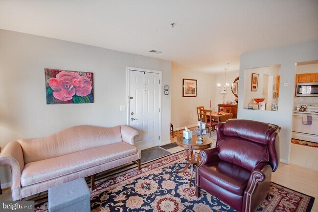 Foto del edificio - 152 Brookland Ct