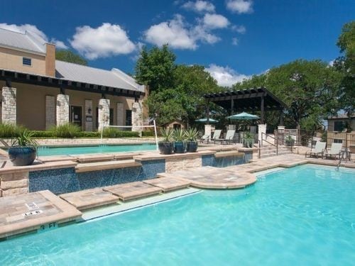 Foto del edificio - 8700 Brodie Ln