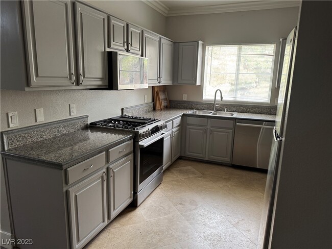 Building Photo - 5250 S Rainbow Blvd