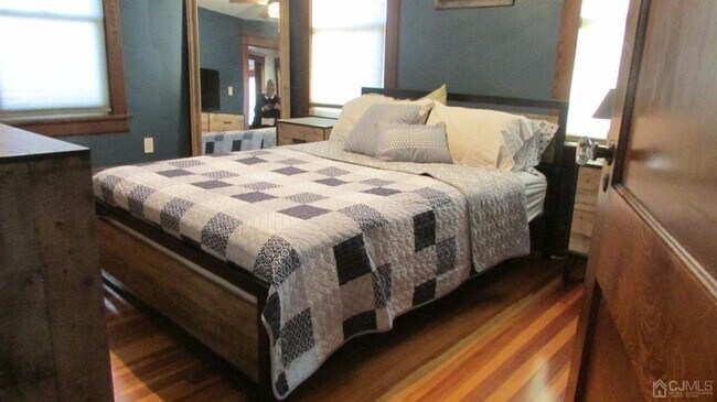 Building Photo - 57 Prentice Ave