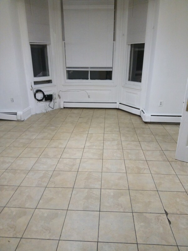 Foto del edificio - 524 E Lincoln Hwy