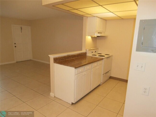 Foto del edificio - 315 N Lake Dr