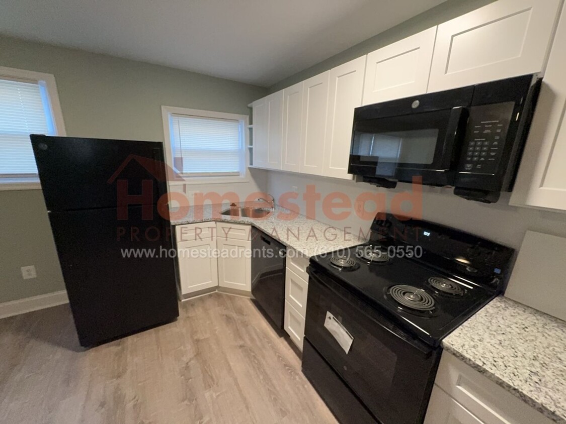 Foto principal - 3 BEDROOM HOME FOR RENT IN UPPER DARBY