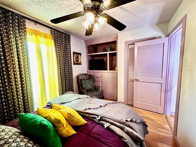 Foto del edificio - 3111 Windy Royal Dr