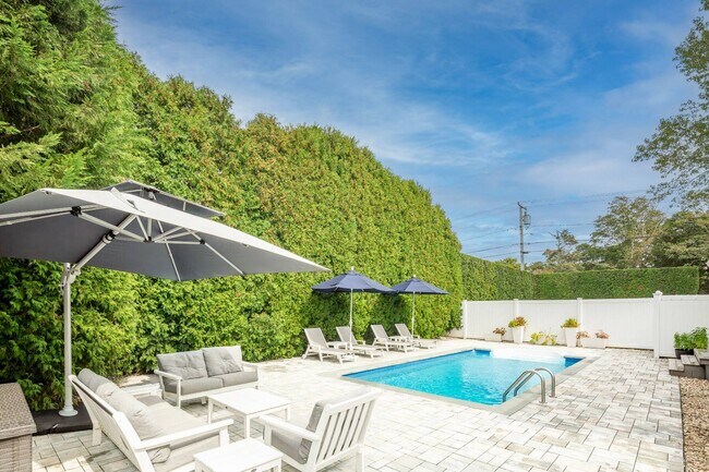 Foto del edificio - 27 Tanners Neck Ln