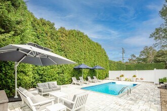 Building Photo - 27 Tanners Neck Ln