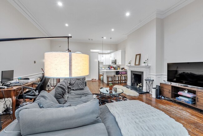 Foto del edificio - 103 Beacon St