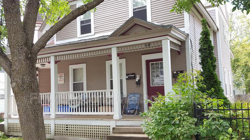 Foto principal - 77 N Union St