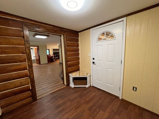 Foto del edificio - Charming 2 bedroom home for rent