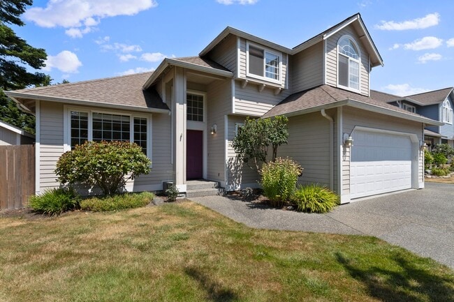 Building Photo - 3 Bed 2.5 Bath - Excellent Condition - NAS...