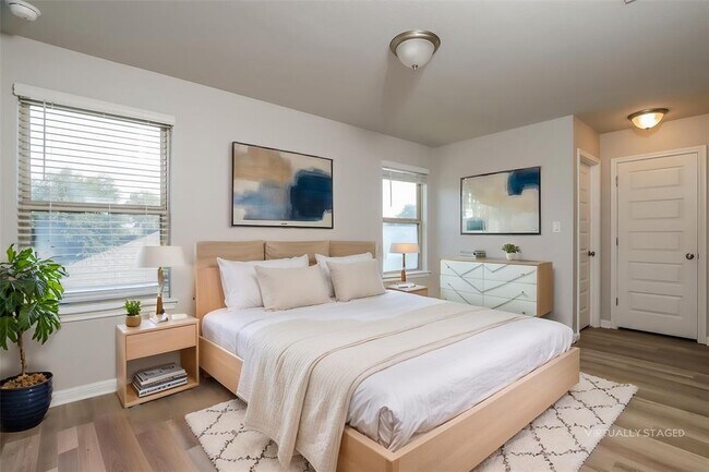 Foto del edificio - 2724 Juniper Woods Rd