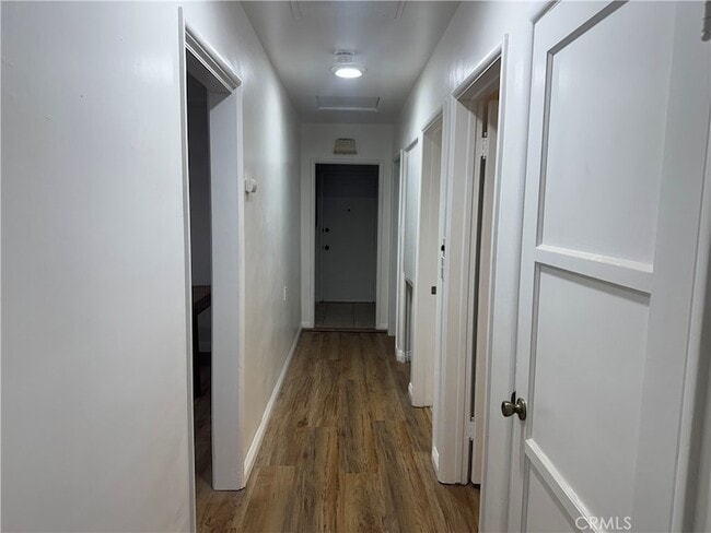 Foto del edificio - 656 W 33rd St