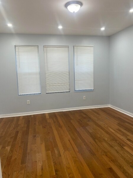 Foto del edificio - 220 S 8th St