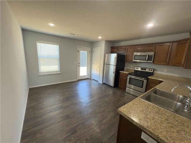 Foto del edificio - 741 Morningside Dr