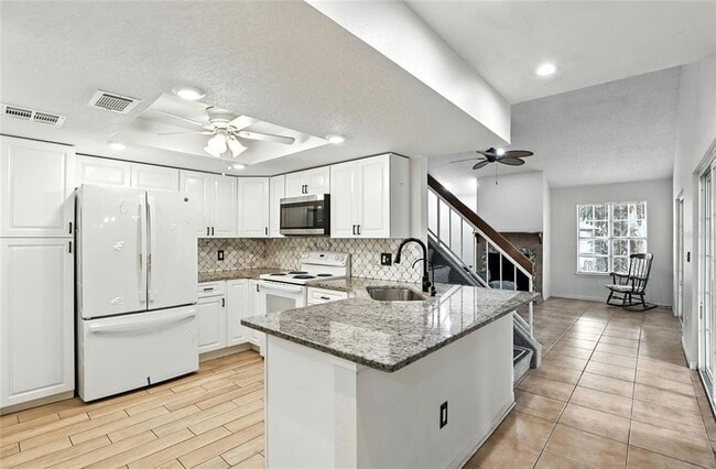 Foto del edificio - 149 Northshore Cir