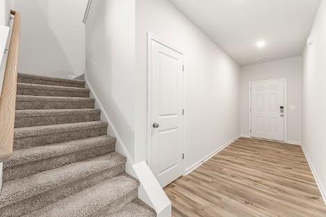Building Photo - 8625 Paradise Dr