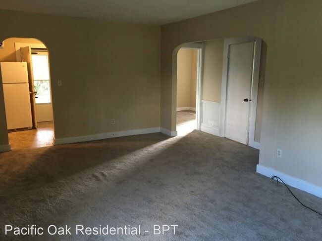 Building Photo - 3 br, 1 bath House - 2519 Olivewood Ave