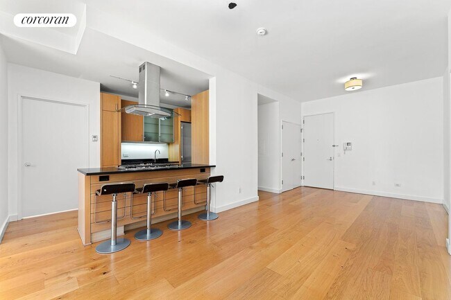 Foto del edificio - 100 W 18th St