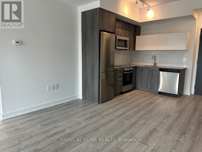 Building Photo - 25 Neighbourhood Ln.