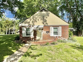 Building Photo - 2919 S Claremont Ave