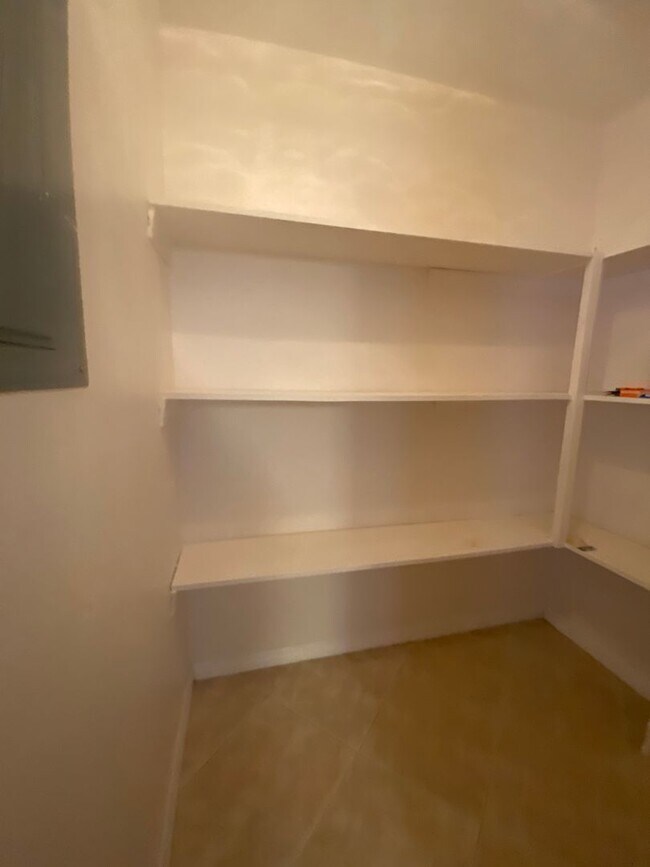 Foto del edificio - 22278 Vick St