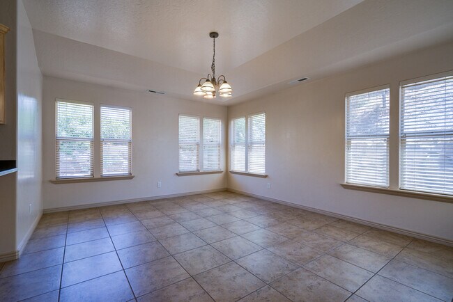 Foto del edificio - 3 Bedroom Plus Office in The Knolls at Little Valley