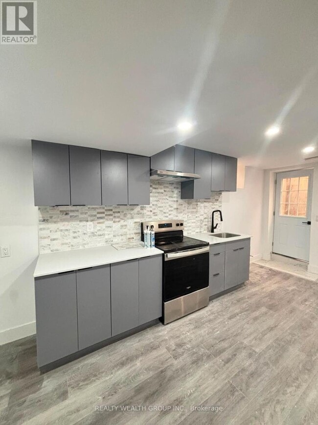 Building Photo - 13 Brider Crescent