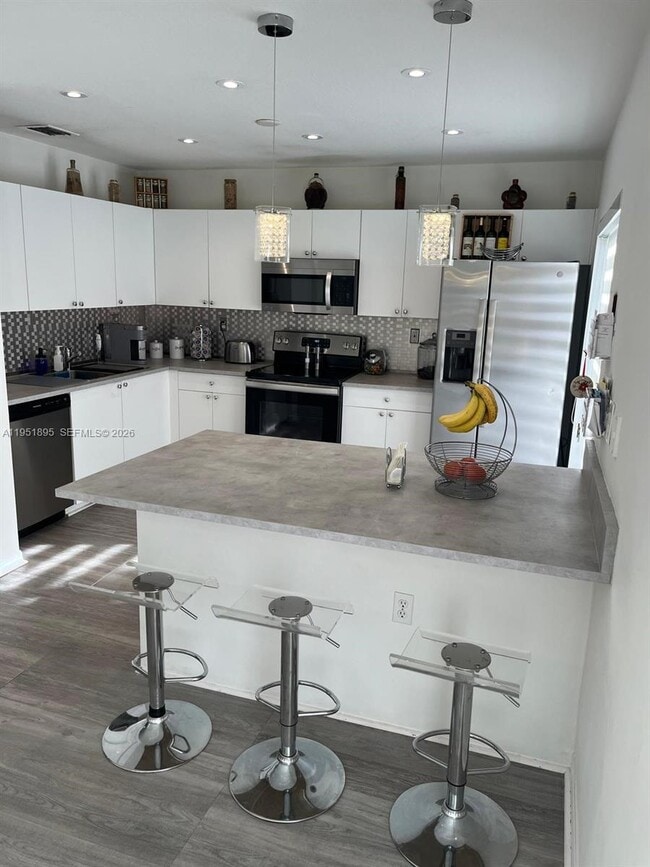 Foto del edificio - 5932 SW 162nd Ct