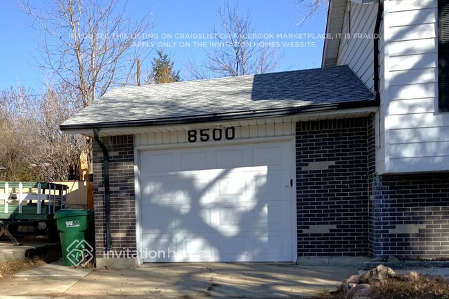 Building Photo - 8500 Mason Cir