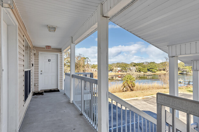 Foto del edificio - 771 Rockport Ct