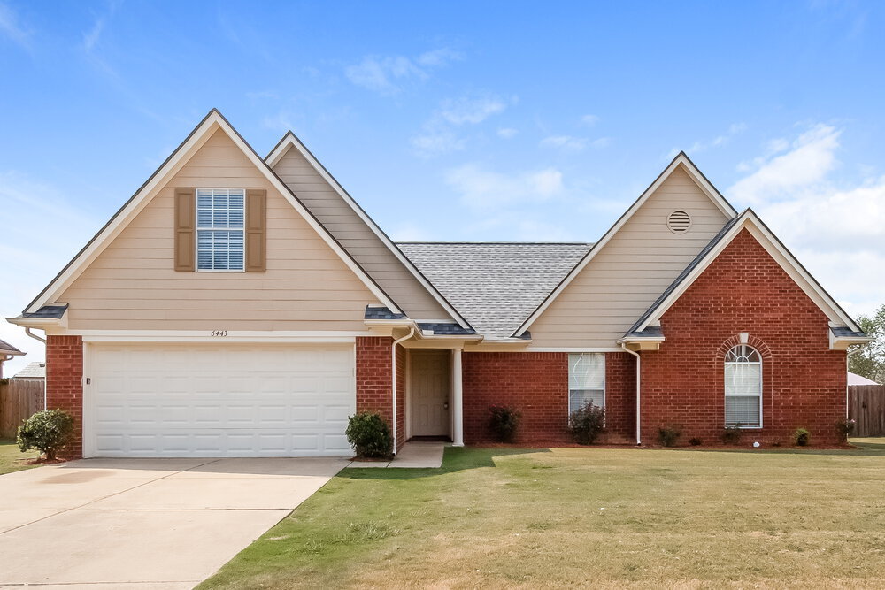 Foto principal - 6443 White Hawk Ln