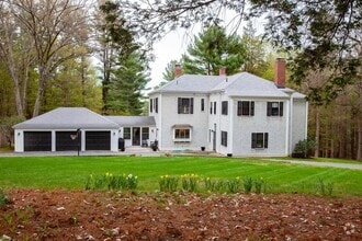 Building Photo - 62 Pond Rd